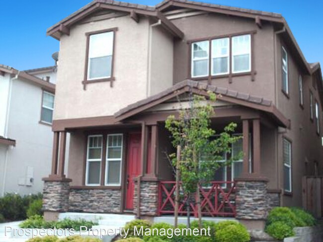 Building Photo - 4 br, 2.5 bath House - 8841 Acorn Way