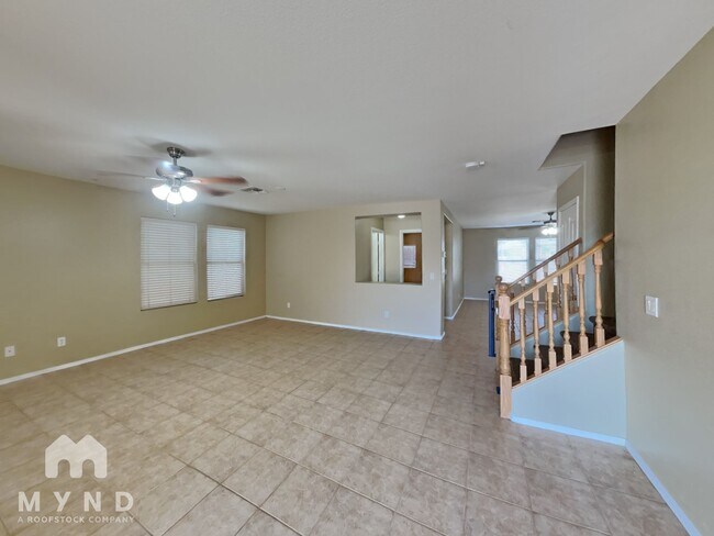 Foto del edificio - 672 W Barrus St