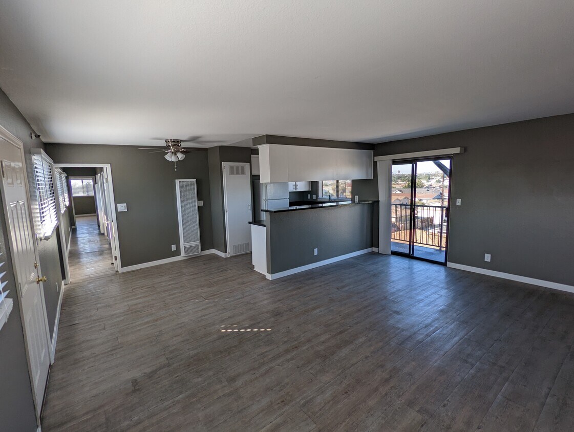 living room and kitchen - 15903 Prairie Ave