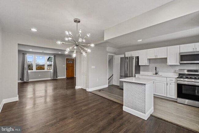 Foto del edificio - 4923 St Gemma Rd