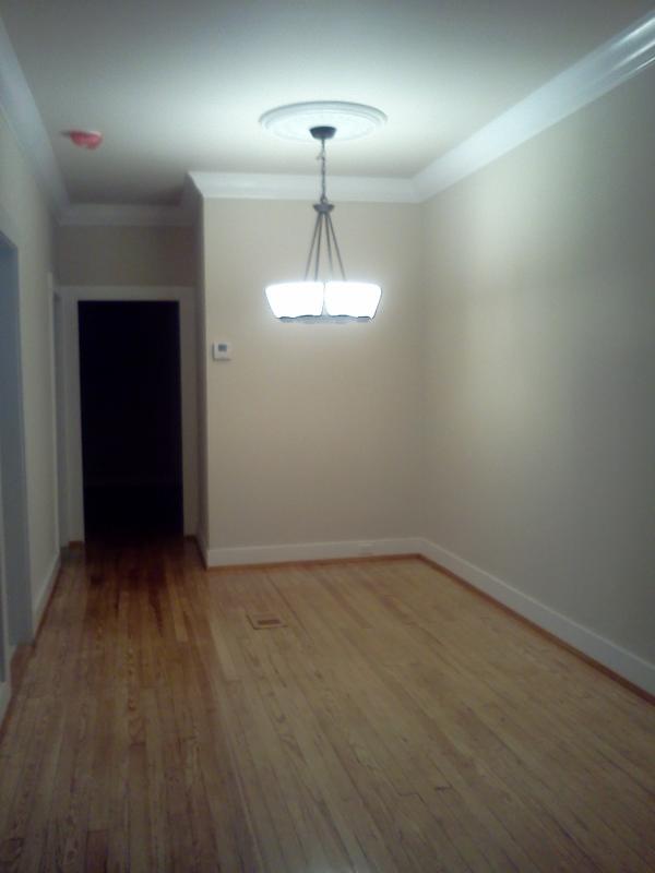 Building Photo - 516 S Brooksville Ave