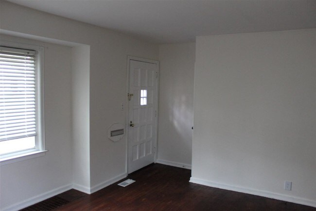 Building Photo - 2617 Pierce St