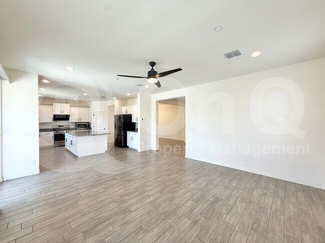 Building Photo - 13222 W Brookhart Way