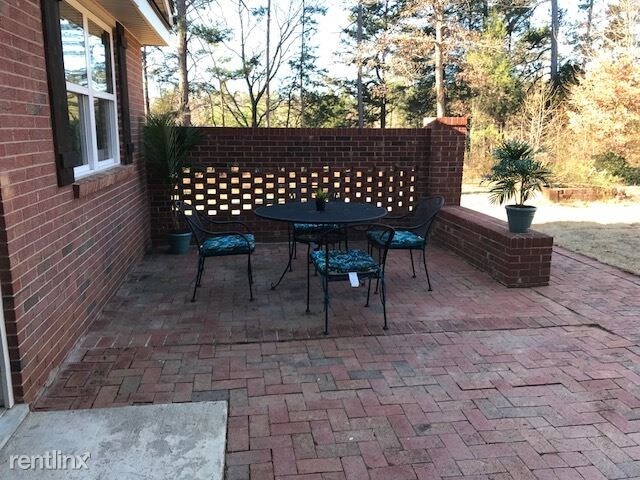 Primary Photo - 2 br, 1 bath House - 710 Cedar Farm Rd