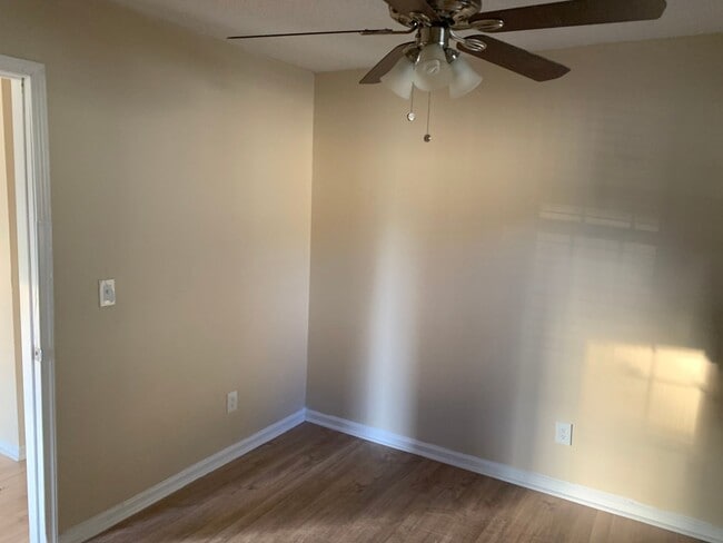 Photo - Royal Street Apartment