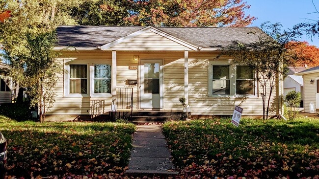 Foto del edificio - 2 Bedroom Available now