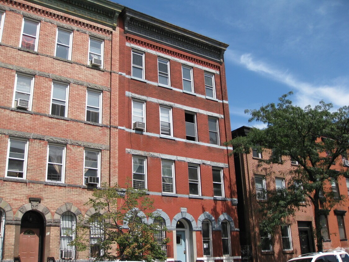 Building Photo - 95 S 2nd St
