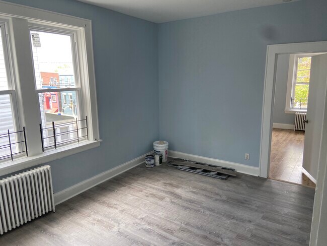 Building Photo - 106 Heckel St