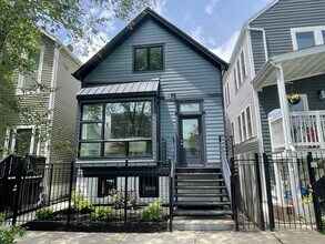 Building Photo - 1644 N Troy St