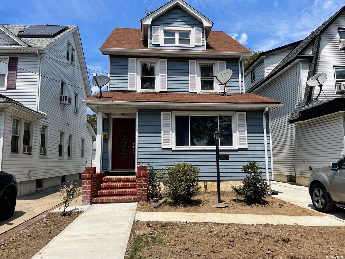 Primary Photo - 240-17 93rd Ave