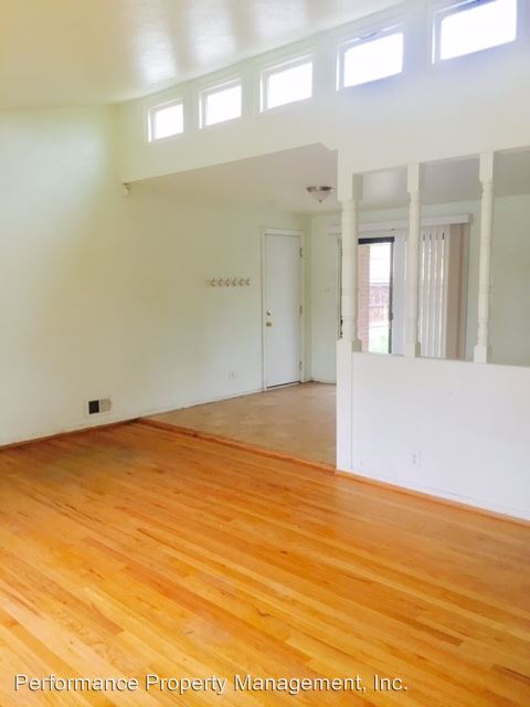 Foto del edificio - 12236 E 30th Ave