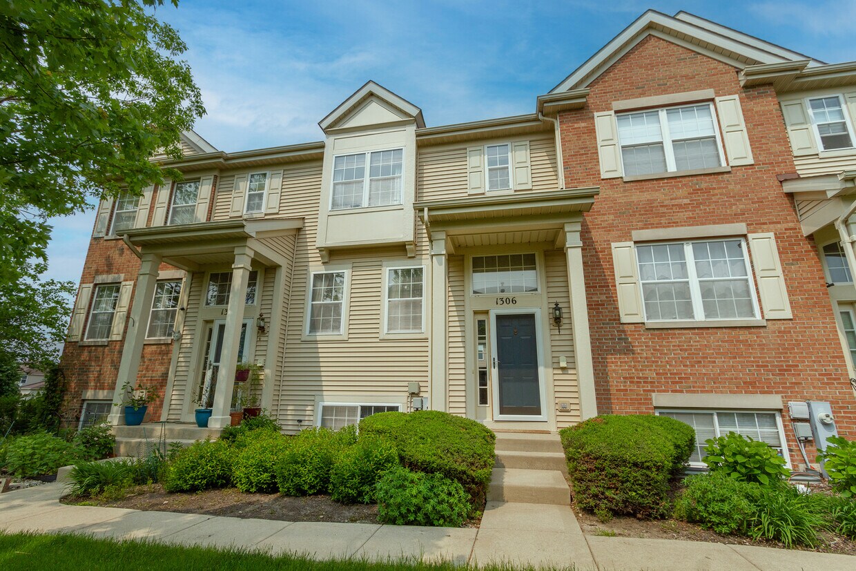 Primary Photo - 1306 Shamrock Ln