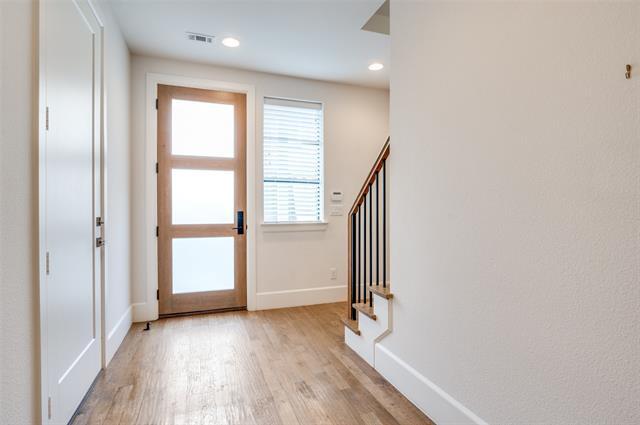 Foto del edificio - 4133 Emerson Ave