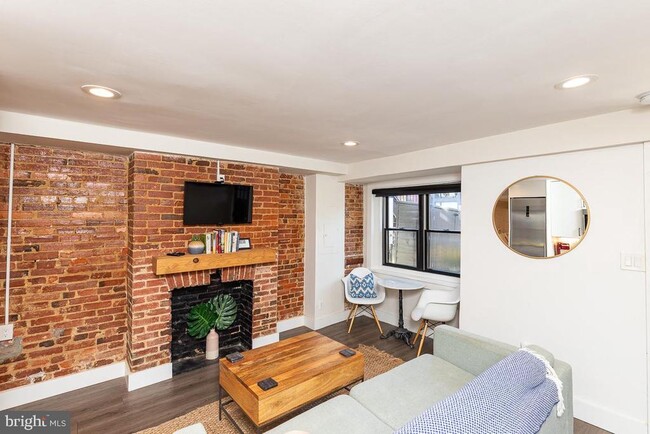 Foto del edificio - 1517 6th St NW