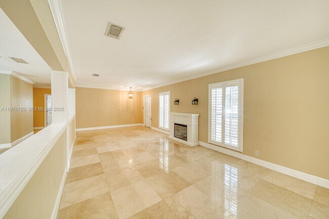 Foto del edificio - 7745 SW 144th St