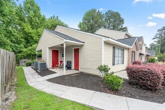 Building Photo - 5058 Jonesboro Rd