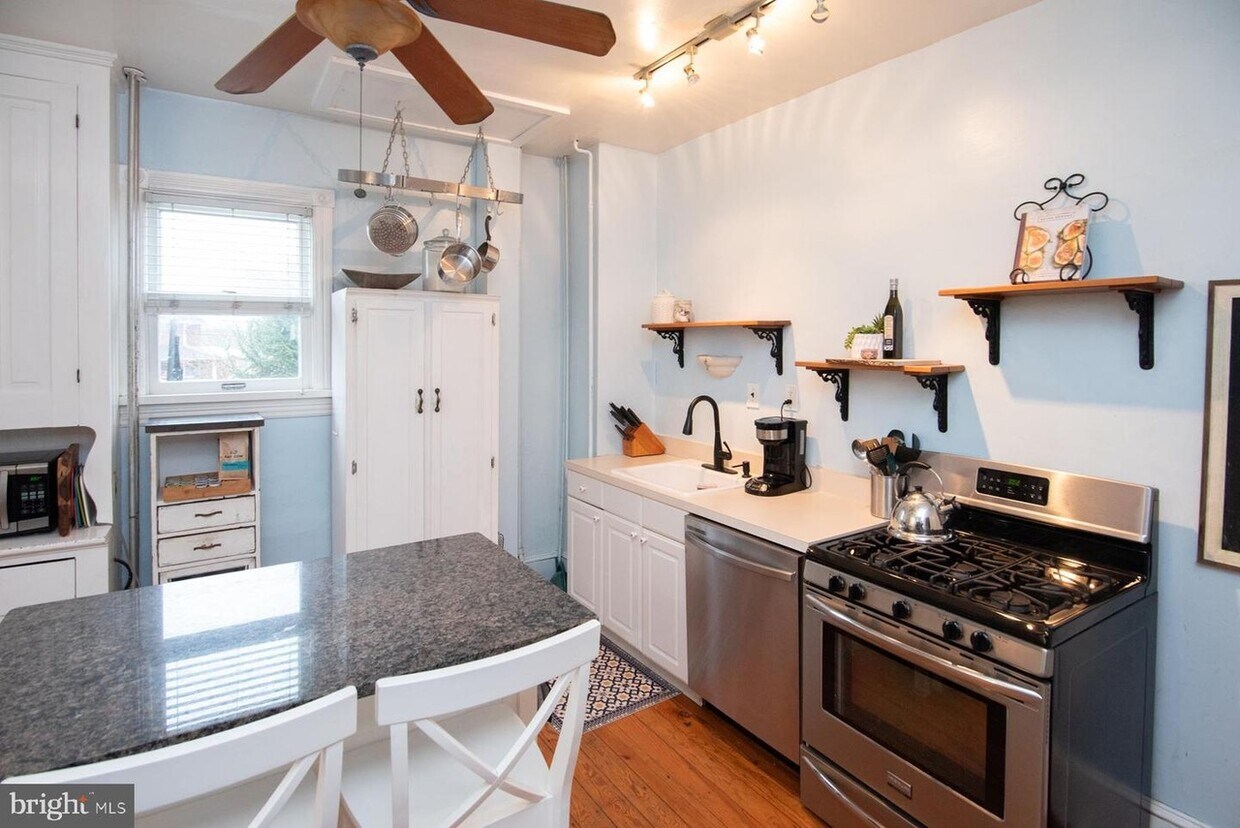 Foto principal - 183 Decatur St