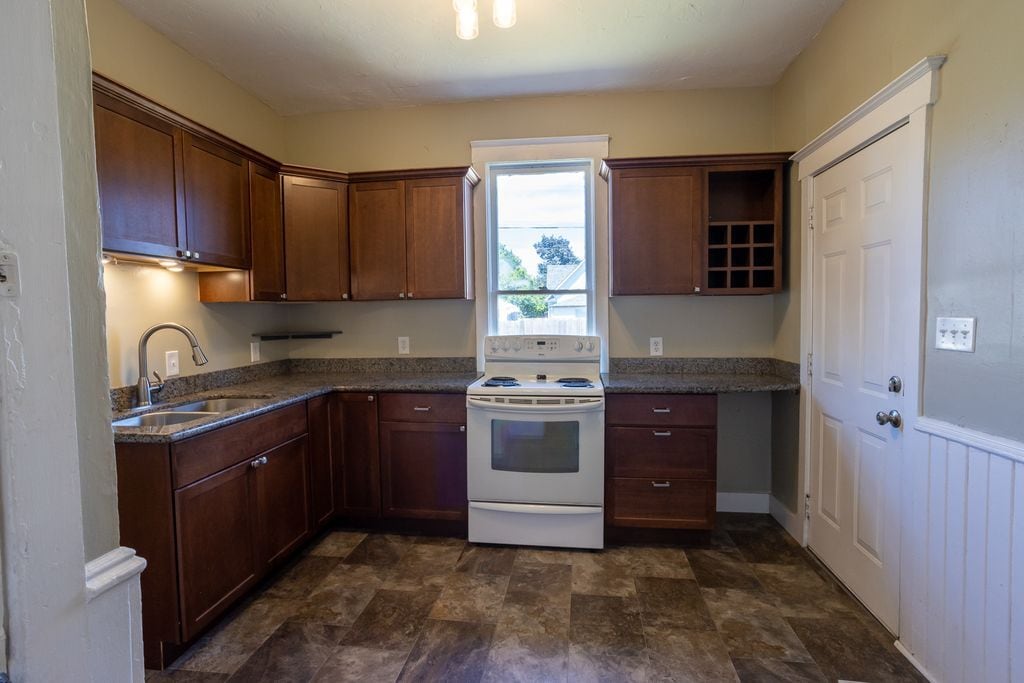 Foto principal - 634 W Buckeye Ave