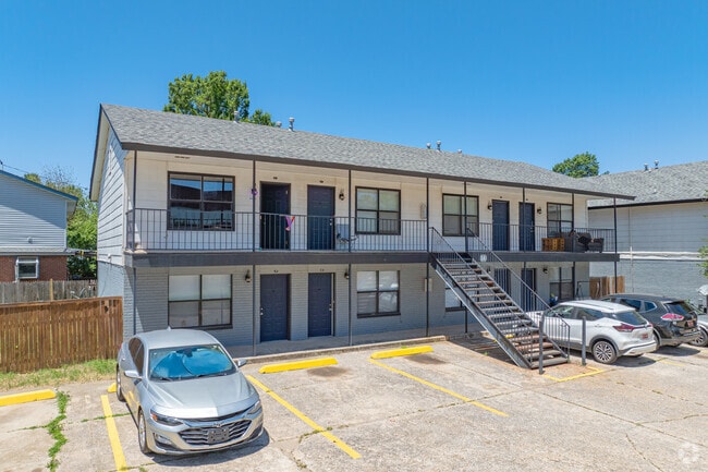 Foto del edificio - 3509 N Nesbitt Ave