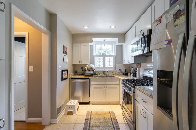 Foto del edificio - 1133 Kalmia Rd NW