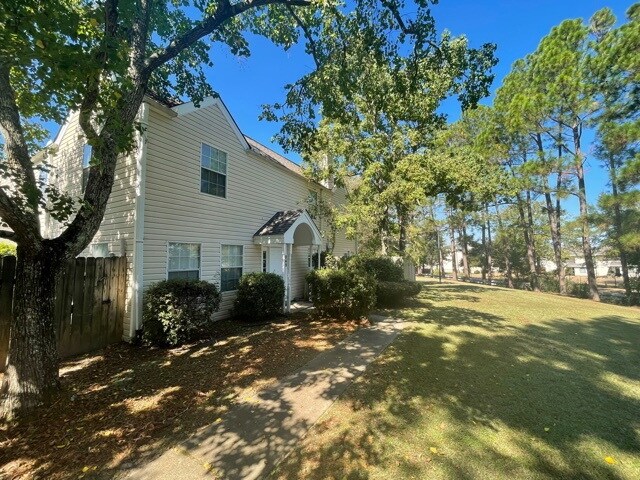 Primary Photo - 849 Harbor Bend Dr
