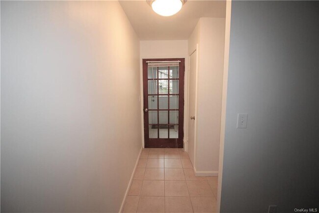 Foto del edificio - 279 Bucks Hollow Rd