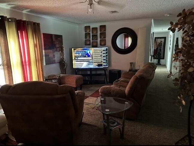 Building Photo - 11702 Greenglen Dr