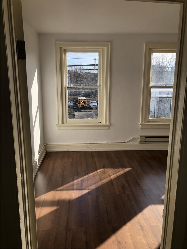 Foto del edificio - 232 Hamilton Ave