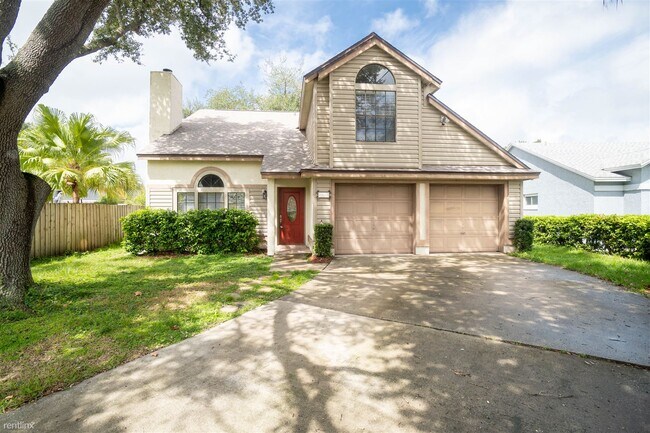 Foto del edificio - 3 br, 3 bath House - 1051 Burnett Street