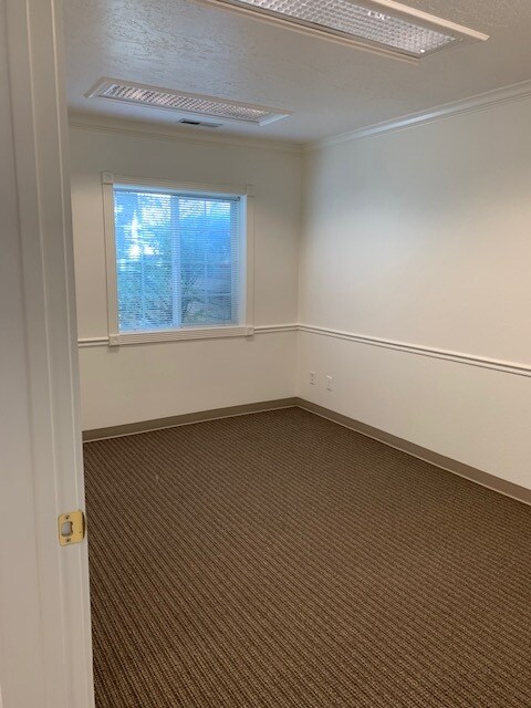 Foto del edificio - 706 N 1890 W