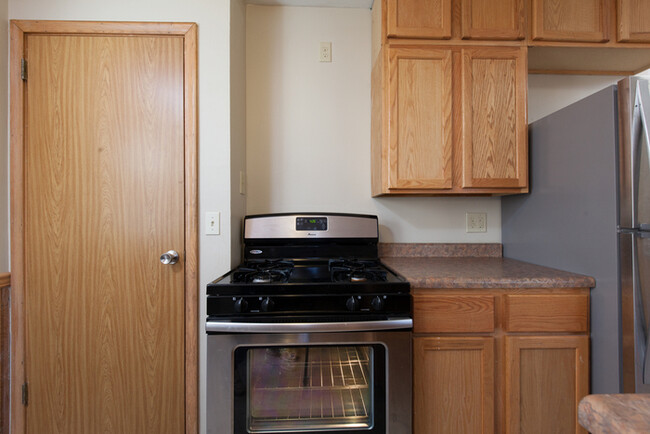 Building Photo - Beautiful 3 Bedroom, 1 Bathroom House in N...
