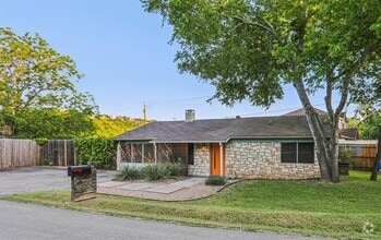 Building Photo - 3304 Fritz Hughes Park Rd