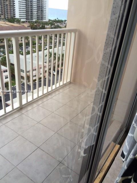 Foto del edificio - 3161 S Ocean Dr