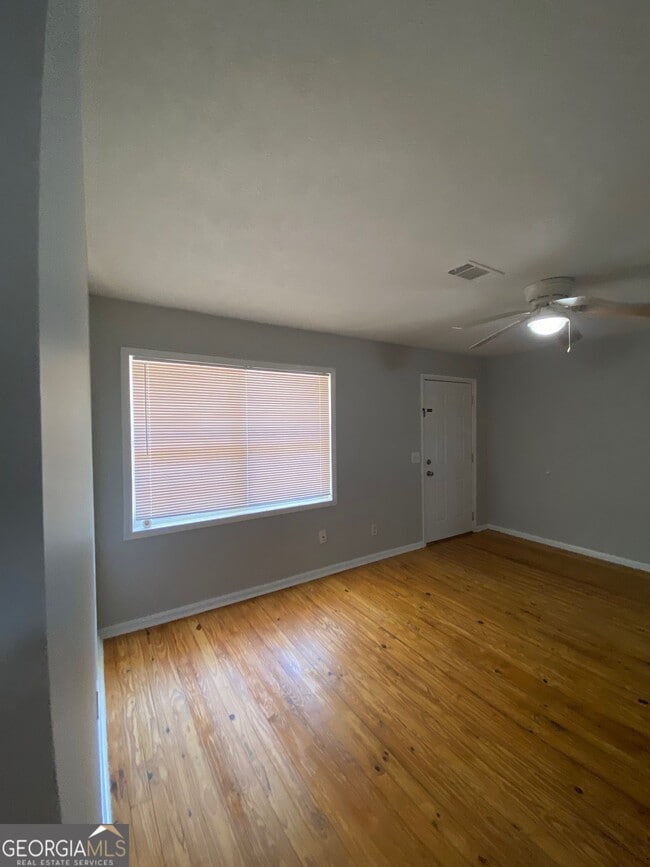 Building Photo - 56 Sunrise Cir