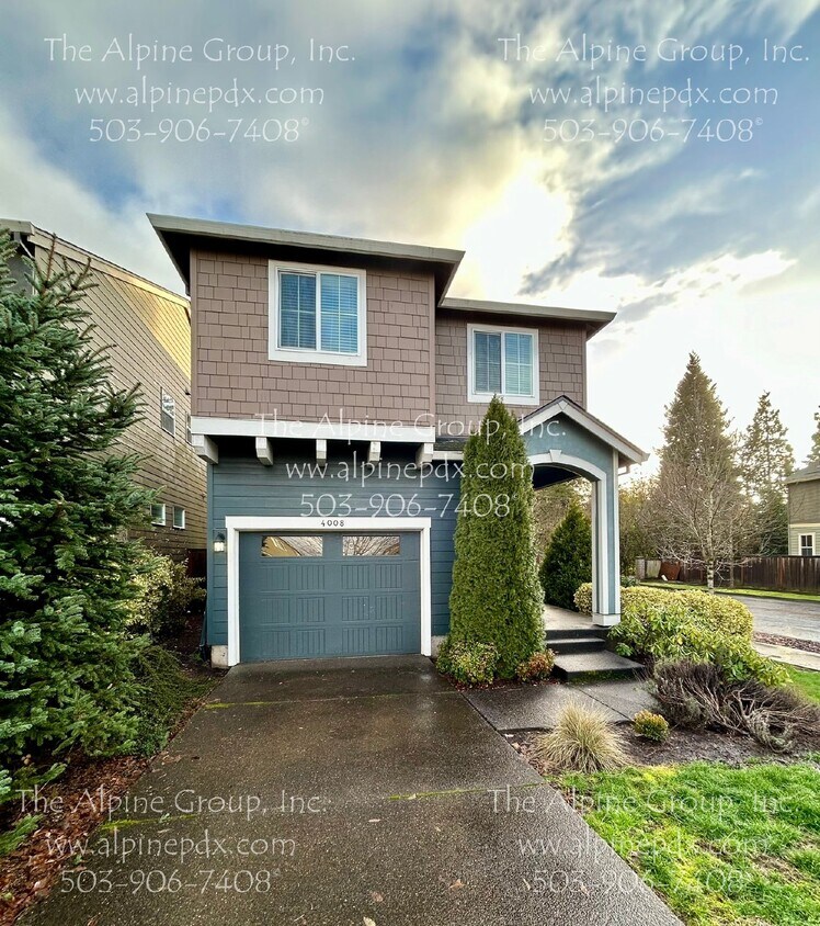 Bright 4Bedroom with Large Deck! Apartment for Rent in Hillsboro, OR