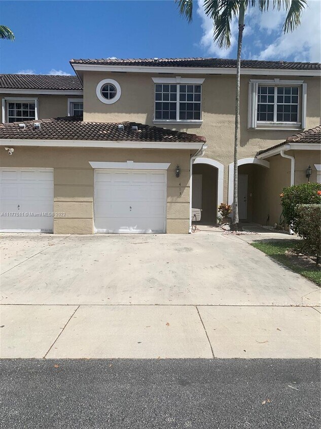 413 SW 120th Ave, Pembroke Pines, FL 33025 Townhome Rentals in
