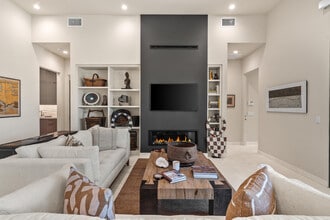 Building Photo - 70790 Ironwood Dr