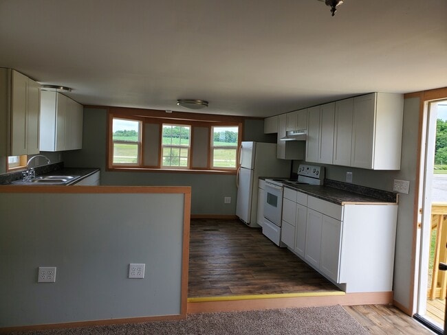 Building Photo - 4270 E Montpelier Pike