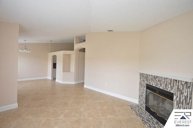 Building Photo - 9 Prince Kaarel Ln