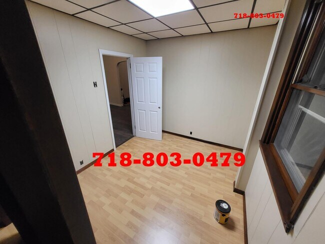 Foto del edificio - 97 W 54th St