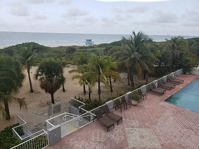 Foto del edificio - 9341 Collins Ave