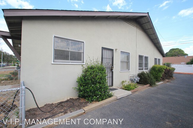 Foto del edificio - 5980 Woodland St