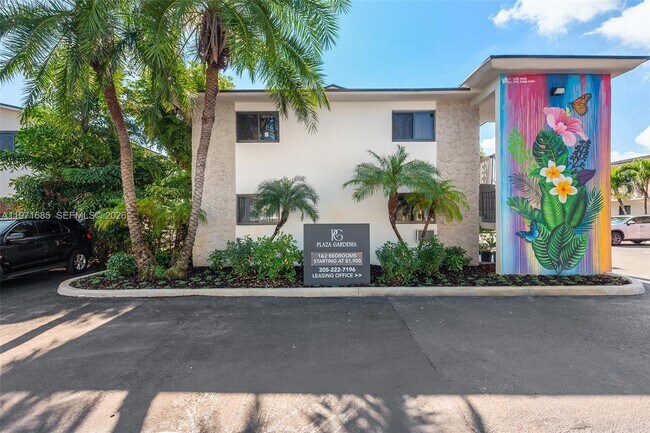 Foto del edificio - 1345 W 28th St