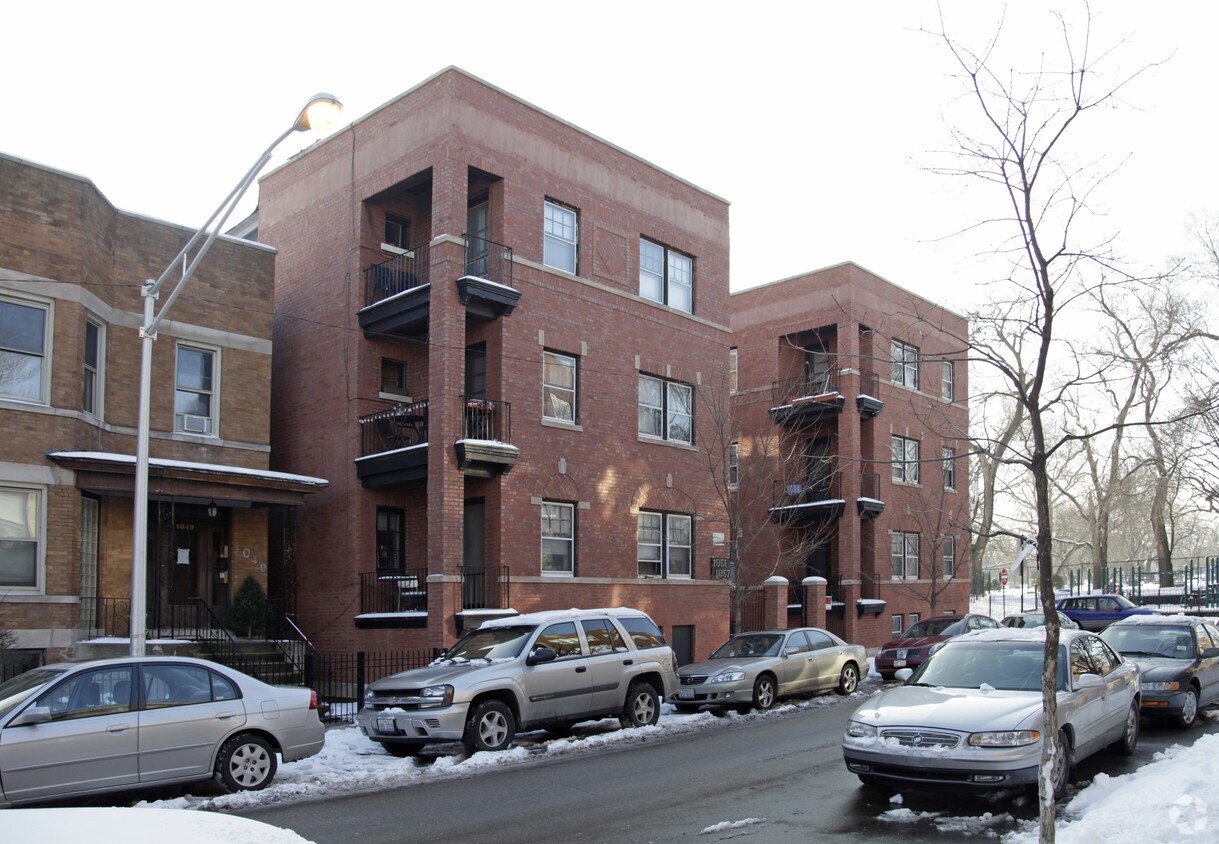 Building Photo - 1051-1067 W Dakin St