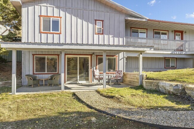 Foto del edificio - Hillside Hideaway in Historic Virginia Cit...