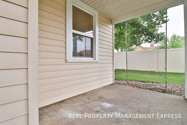 Foto del edificio - Charming 4 Bedroom 2.5 Bath near Sanford