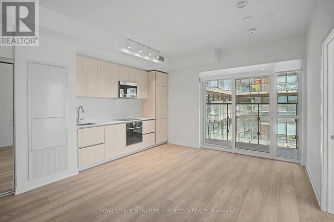 Building Photo - 110 Broadway Ave