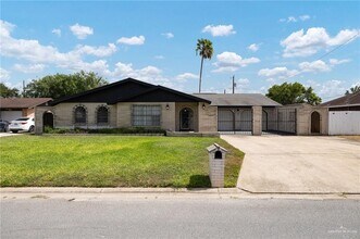Building Photo - 2409 Camellia Ave