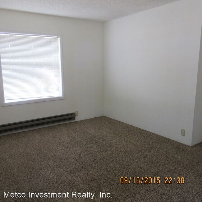 Building Photo - 3 br, 1 bath House - 353 Pioneer Parkway