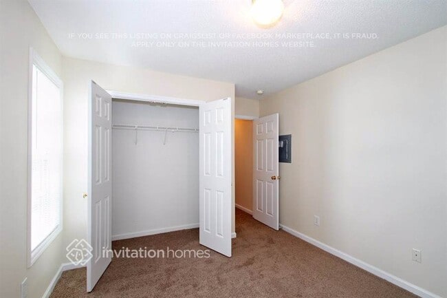 Foto del edificio - 1204 Moore's Creek Dr